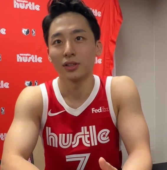 河村勇辉：在NBA生存很难 我为同为亚裔的八村和崔永熙感到骄傲